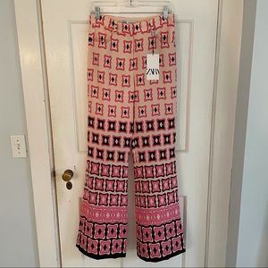 NWT Flowy patterned Zara pants